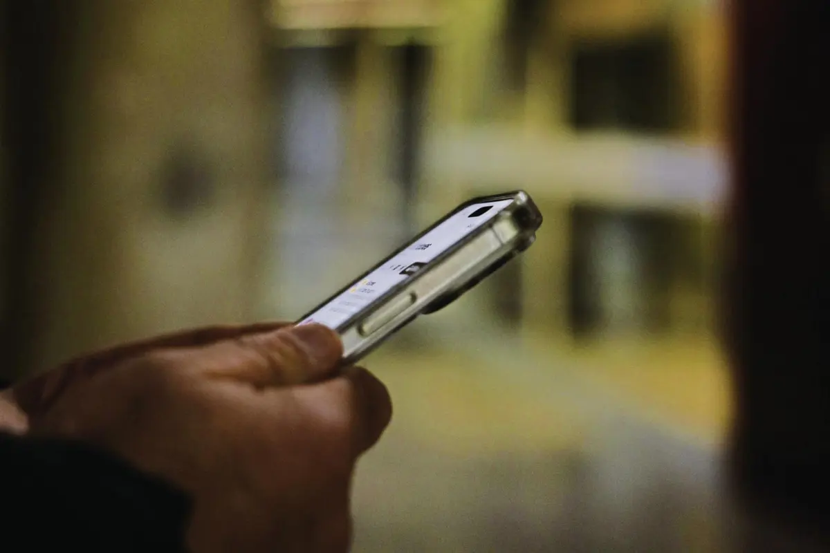 Extorsão começa com abordagem nas redes sociais por parte de homens que se fazem passar por mulheres