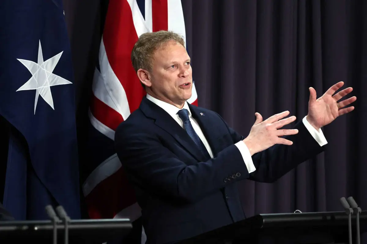 Ministro da Defesa britânico, Grant Shapps