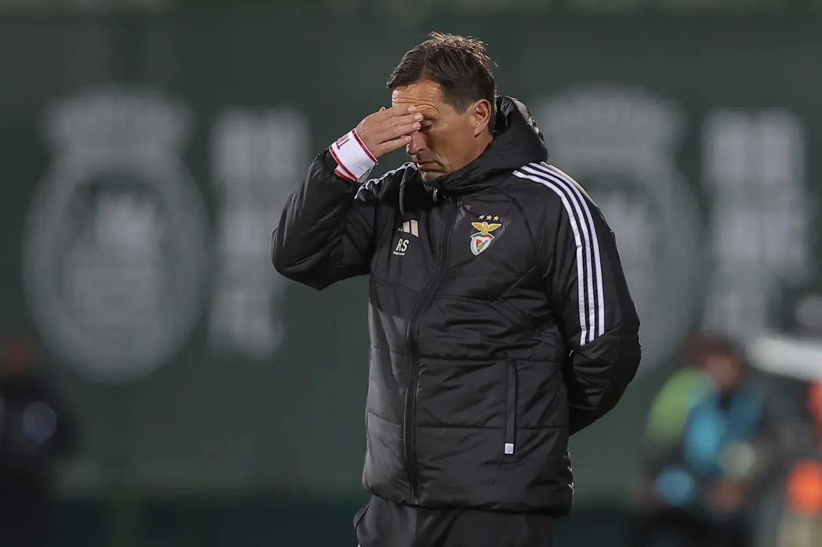 Roger Schmidt está sob contestação