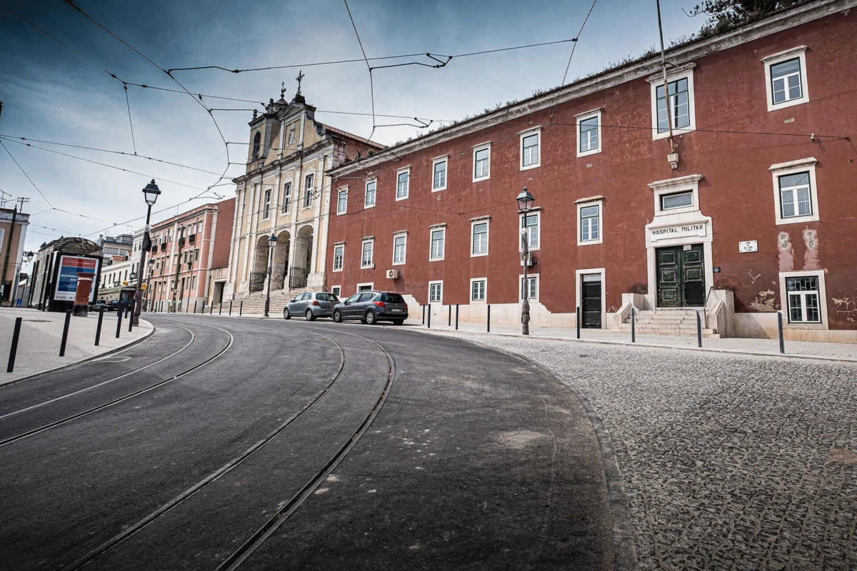 Imagem de contexto do artigo Centro de acolhimento temporário de imigrantes será no antigo Hospital Militar de Belém