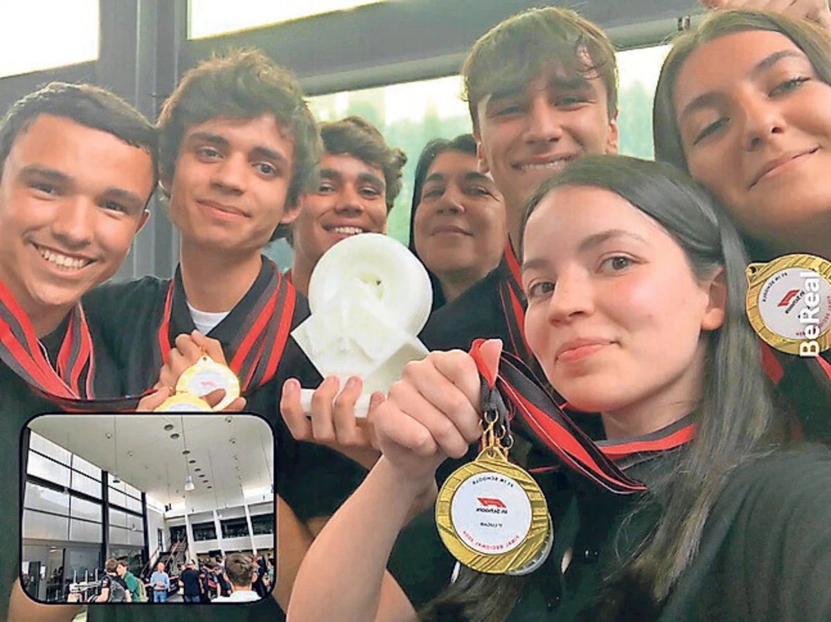 A equipa de Penacova e o protótipo de F1 com que participa no concurso