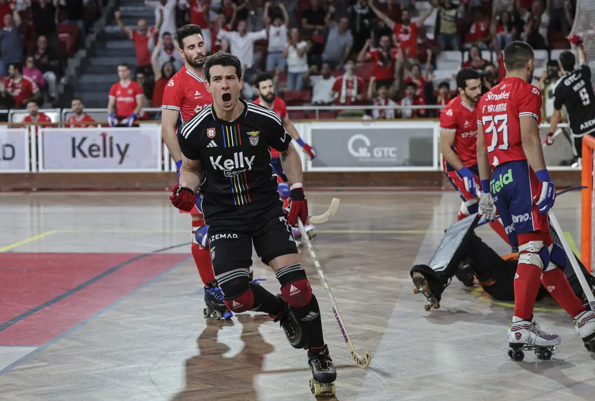 Festa benfiquista frente à Oliveirense