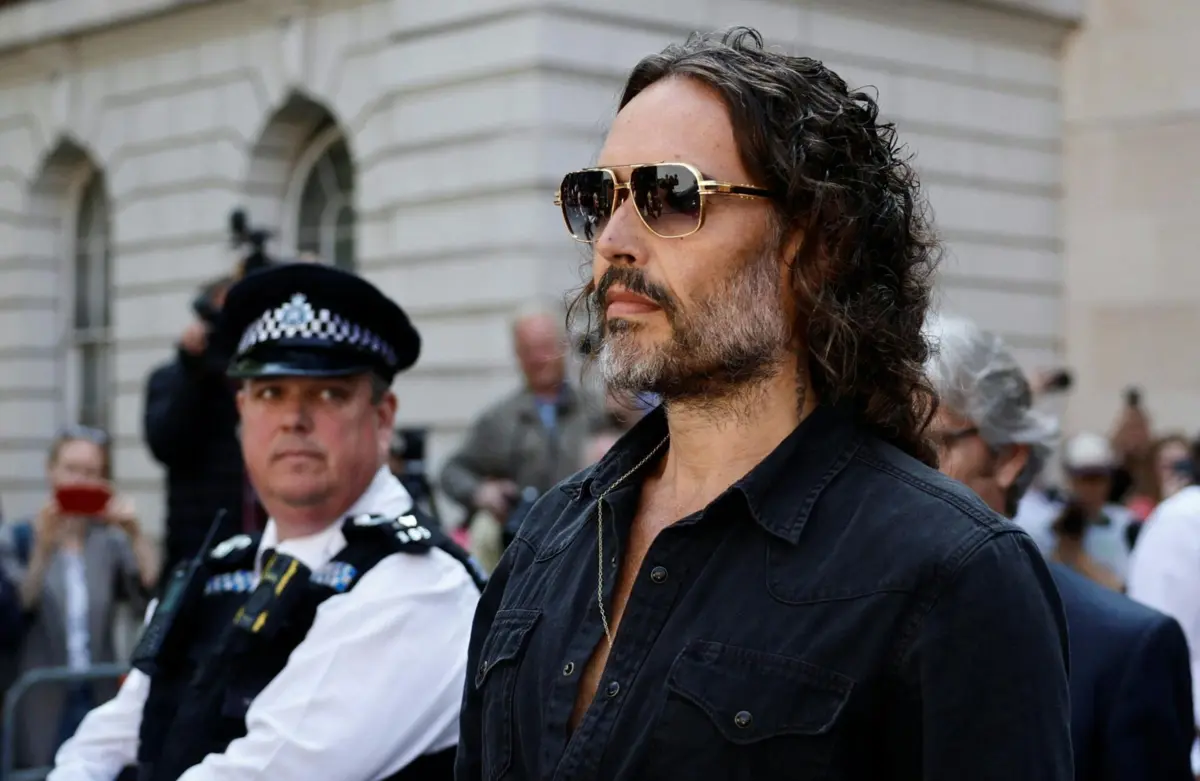 Imagem de contexto do artigo Russell Brand alvo de novas acusações de violação e agressão sexual