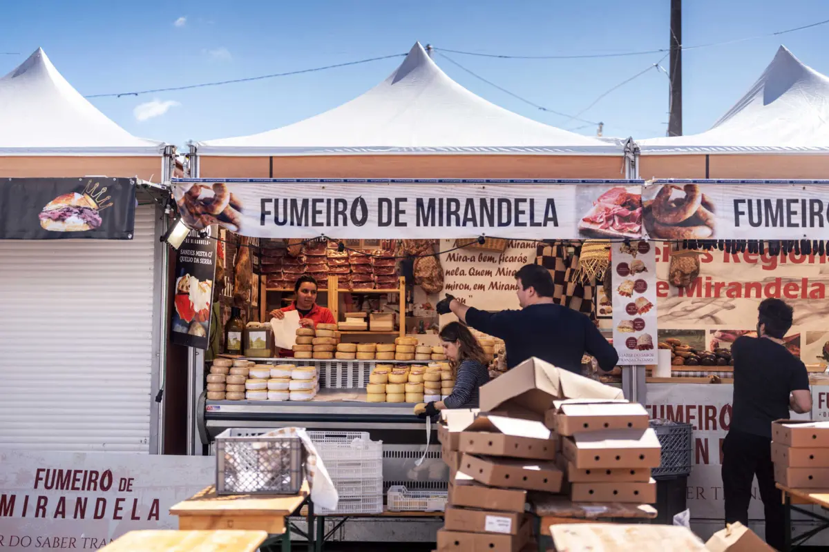 Família Fernandes traz o fumeiro de Mirandela a Aveiro