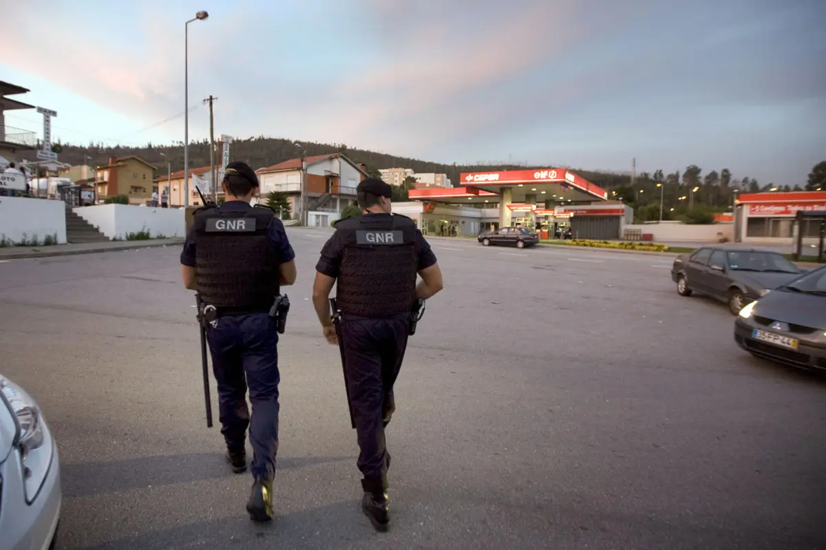 Operação em Paredes, Moimenta da Beira e Vila Nova de Paiva mobiliza cerca de 80 militares, de várias valências da Guarda