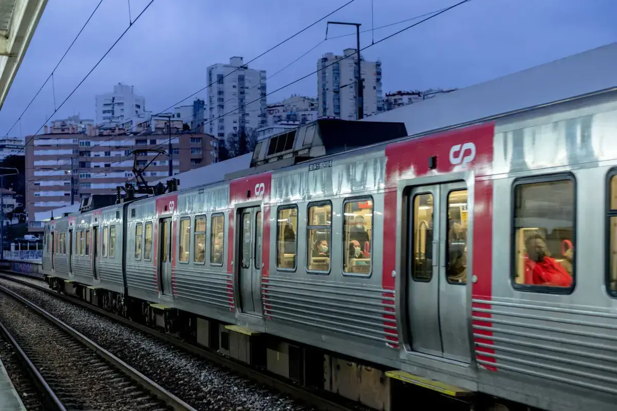 Linha de Sintra concentra maior procura e é das mais rentáveis da CP