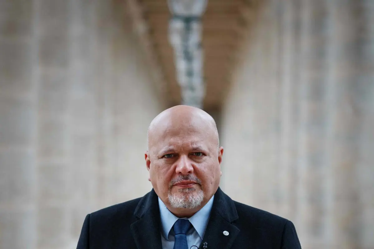 Imagem de contexto do artigo Procurador do Tribunal Penal Internacional rejeita acusações de má conduta