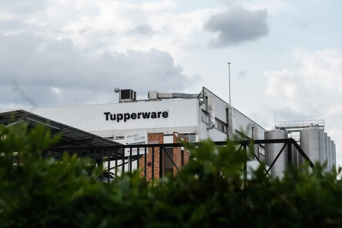 Mantém-se a incerteza na fábrica da Tupperware