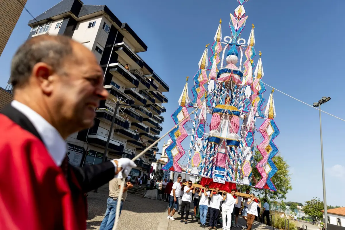 Procissão da Senhora das Dores desfilou pela cidade da Trofa