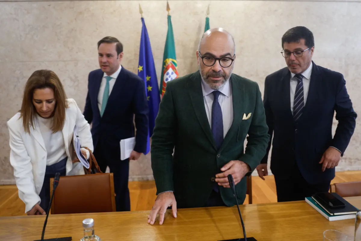 Ministro foi ouvido no parlamento