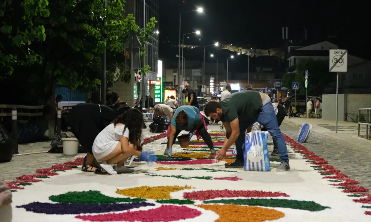 Tapete tem uma extensão de aproximadamente três quilómetros