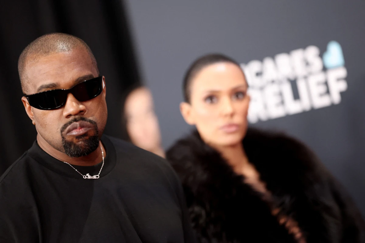 Kanye West é casado com Bianca Censori desde 2022