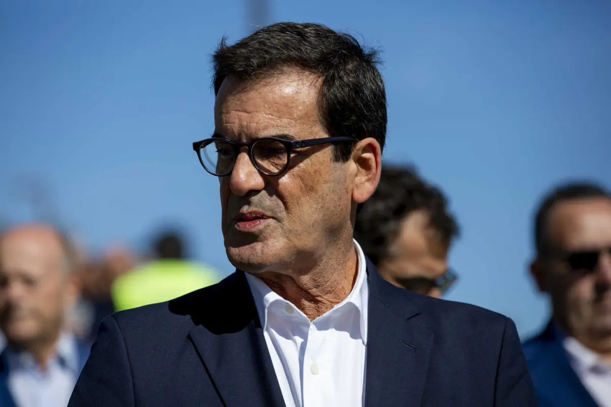 Auto de entrega e afetação da unidade móvel será assinado pelo presidente da Câmara, Rui Moreira