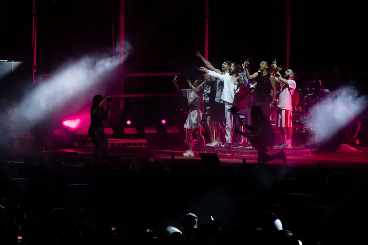 Alguns fãs foram chamados a palco
