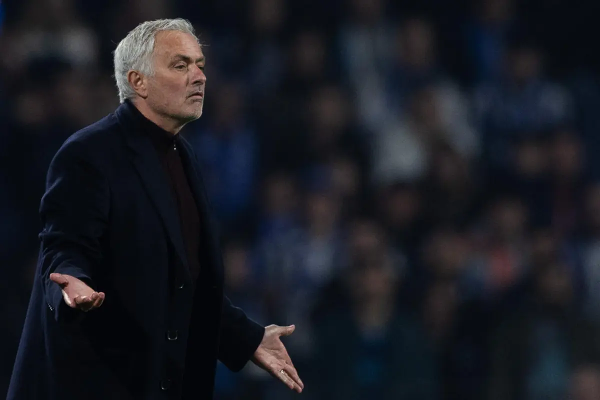 José Mourinho, treinador do Benfica