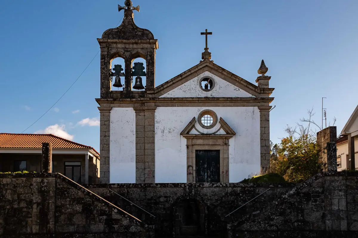 Igreja de Lavradas ardeu em 18 de dezembro de 2017, na sequência de um curto-circuito