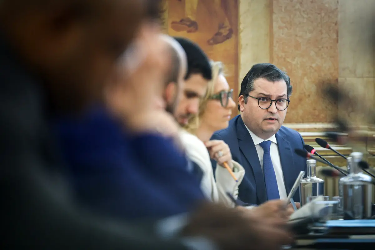 Ministro das Finanças no Parlamento