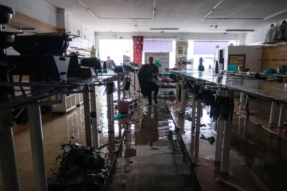 Imagem de contexto do artigo Comércio de Alcácer do Sal tenta retomar atividade mas ainda faz contas aos prejuízos