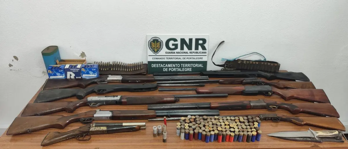 Homem tinha mais de uma dezena de armas
