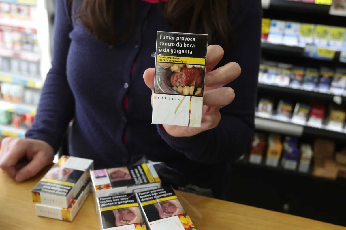 As embalagens de tabaco aquecido ainda não têm imagens chocantes