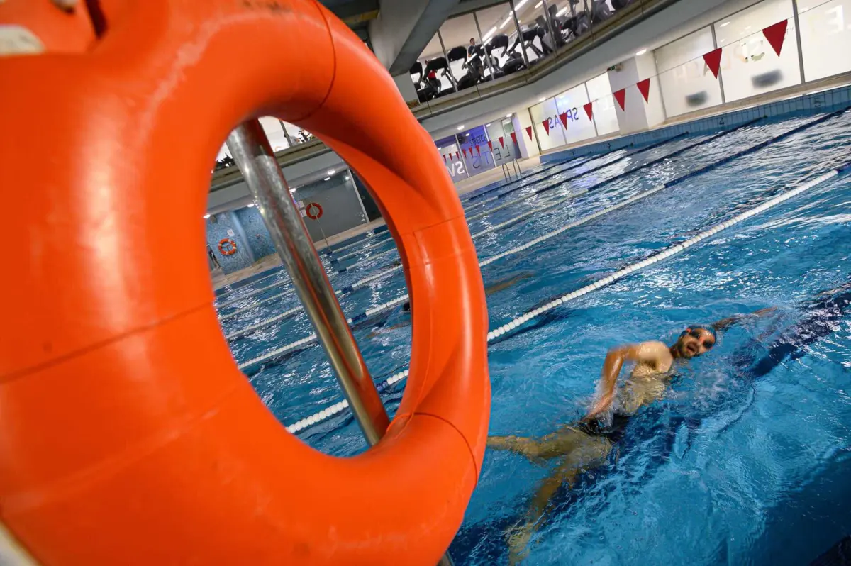 Imagem de contexto do artigo Piscinas obrigam a ter cuidado com os olhos
