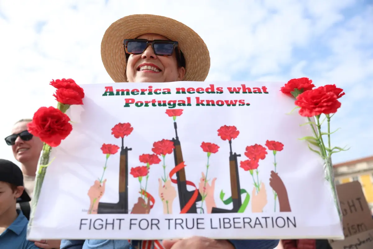 A manifestação reuniu cerca de 700 pessoas