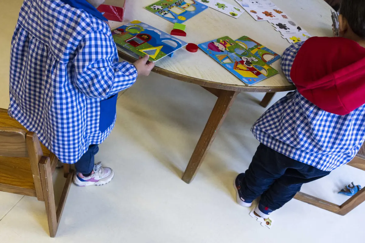 Imagem de contexto do artigo Menino de três anos sai de creche e é encontrado na rua em Braga