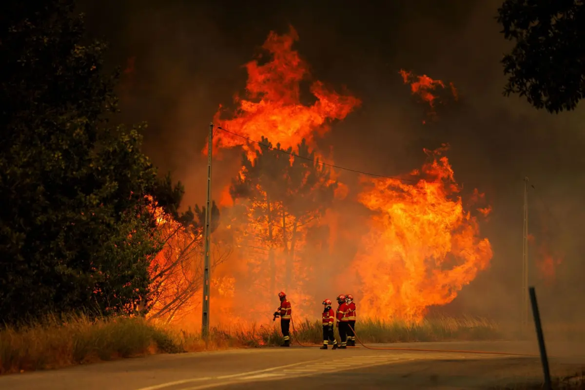 Incêndio de Sátão e Trancoso tem três frentes ativas