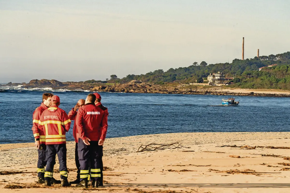 Há três pescadores desaparecidos há uma semana, após o naufrágio de uma embarcação de pesca costeira em Caminha