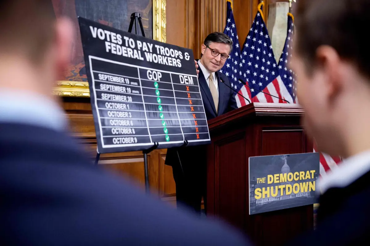 "Estamos a caminhar a passos largos para uma das paralisações mais longas da história americana", frisou Johnson