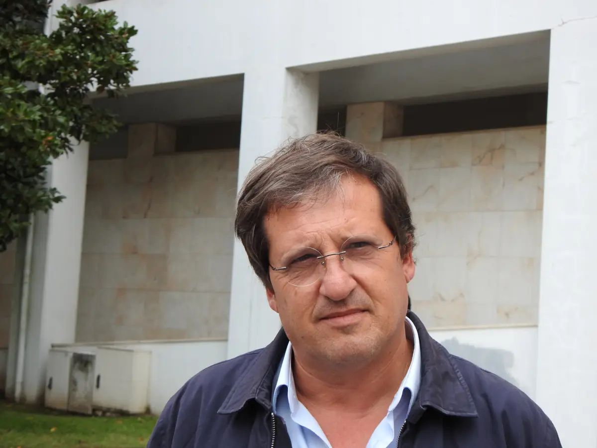 O empresário Martine Pereira à saída do Tribunal de Braga