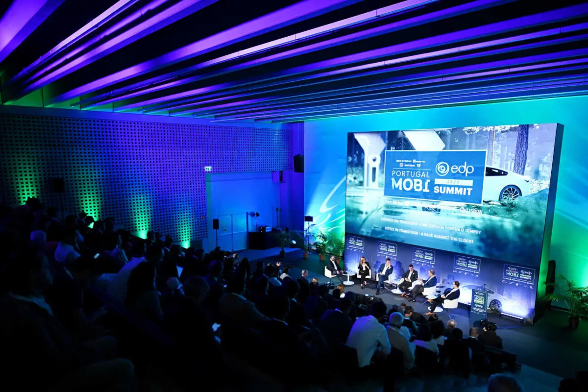 Imagem de contexto do artigo Portugal tem de simplificar a mobilidade e investir mais em infraestruturas