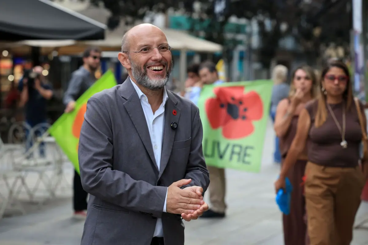 Imagem de contexto do artigo Tavares acusa Montenegro de não conseguir manter uma história certa do princípio ao fim