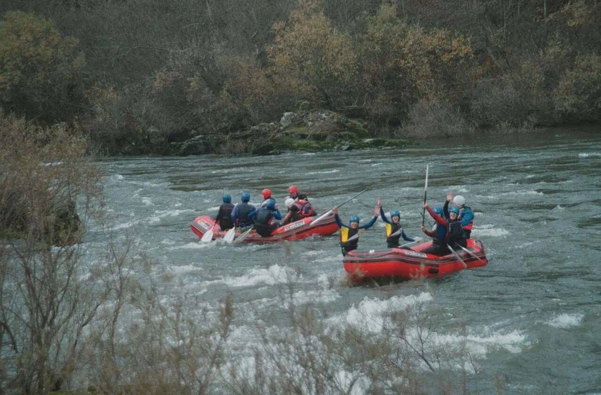 A descida de rafting do Pai Natal no rio Minho é uma tradição em Melgaço