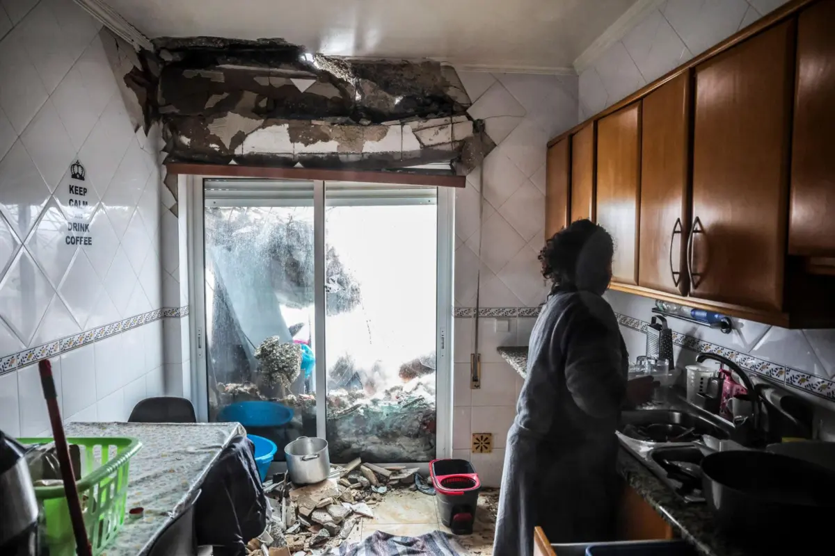 Casa afetada pelo mau tempo em Leiria