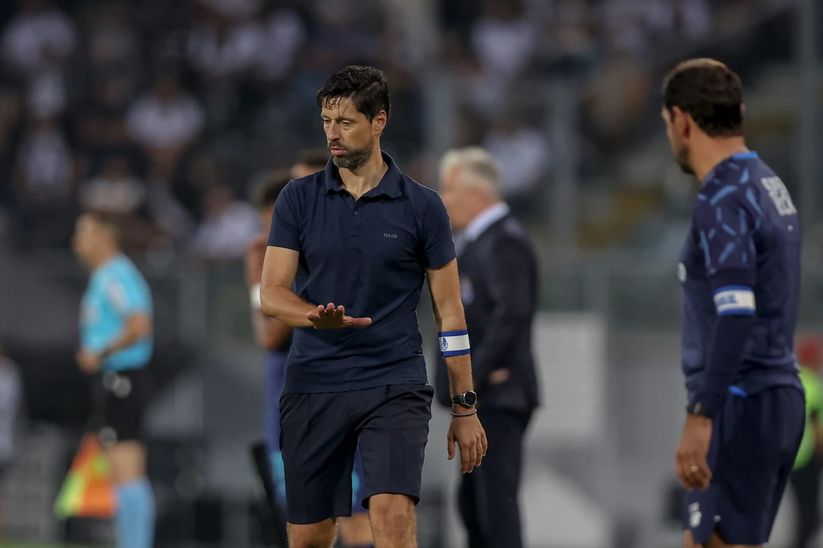 Vítor Bruno, treinador do F. C. Porto
