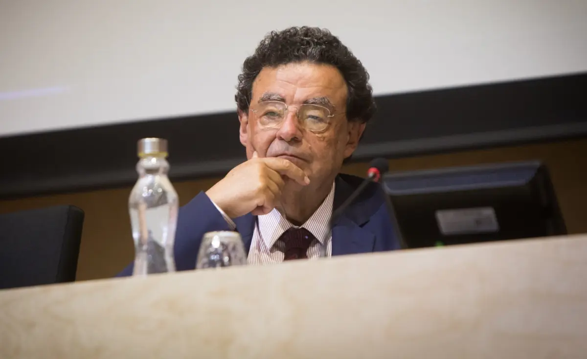 Eduardo Paz Ferreira, advogado nascido nos Açores, tem 72 anos