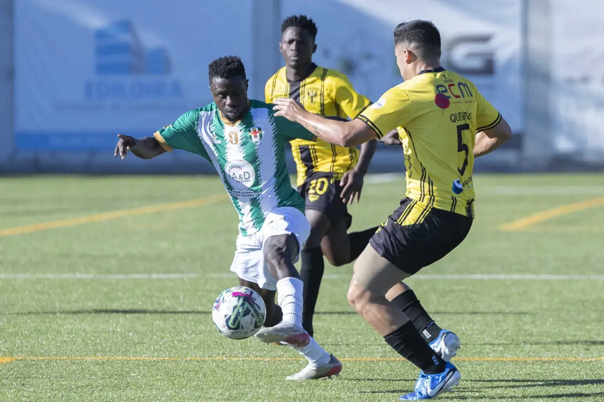 Líder da Liga Pro da A. F. Porto, o Aparecida, vai jogar em casa com o Ermesinde