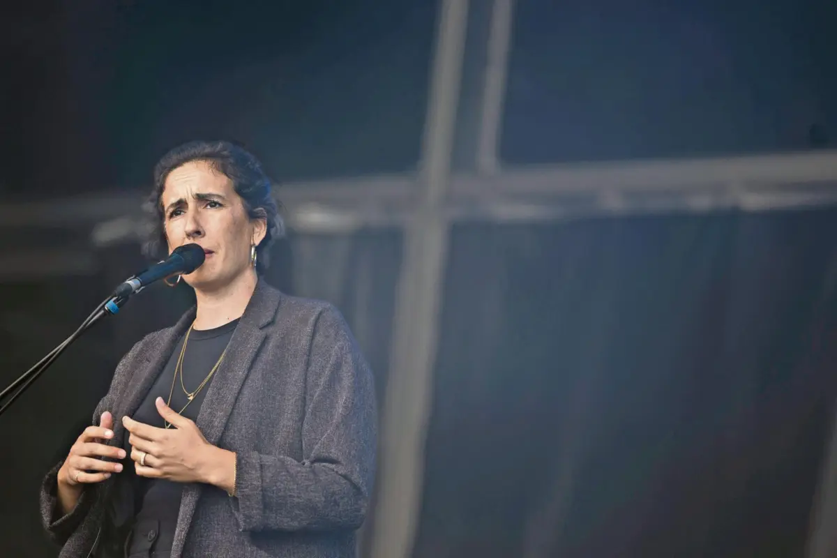 A Garota Não atua no dia 28 de fevereiro