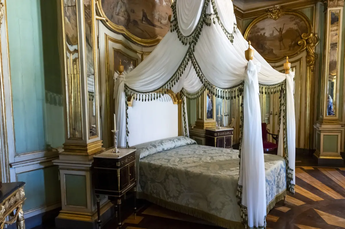 A construção da cama demorou um ano