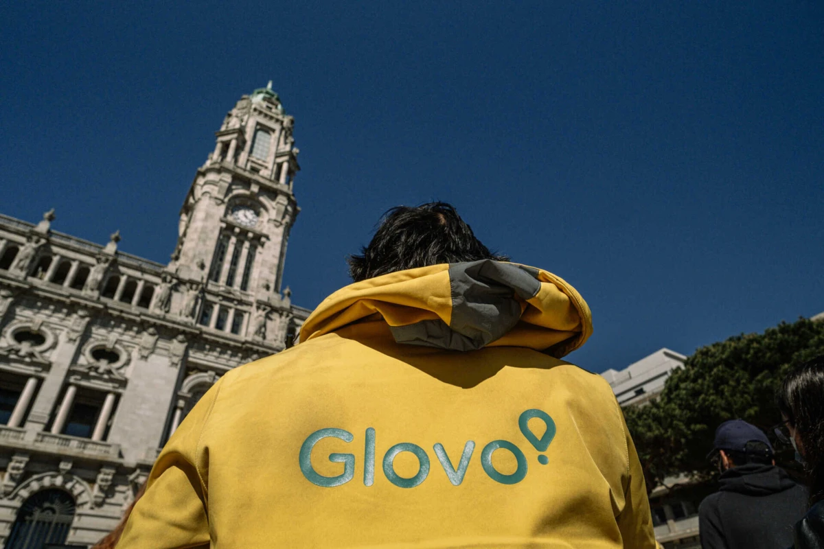 SINDEL assinou na terça-feira um protocolo com a Uber e a Uber Eats que garante o salário mínimo a motoristas e estafetas