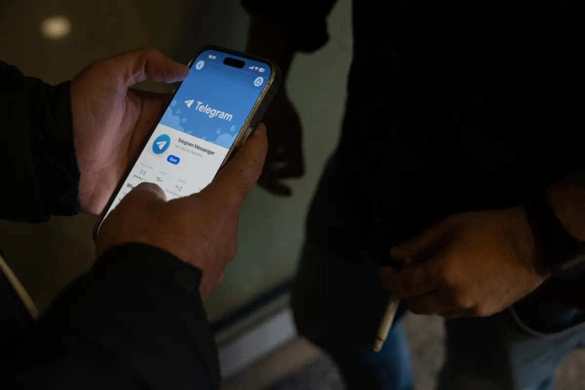 Clientes podiam comprar os produtos através do telemóvel