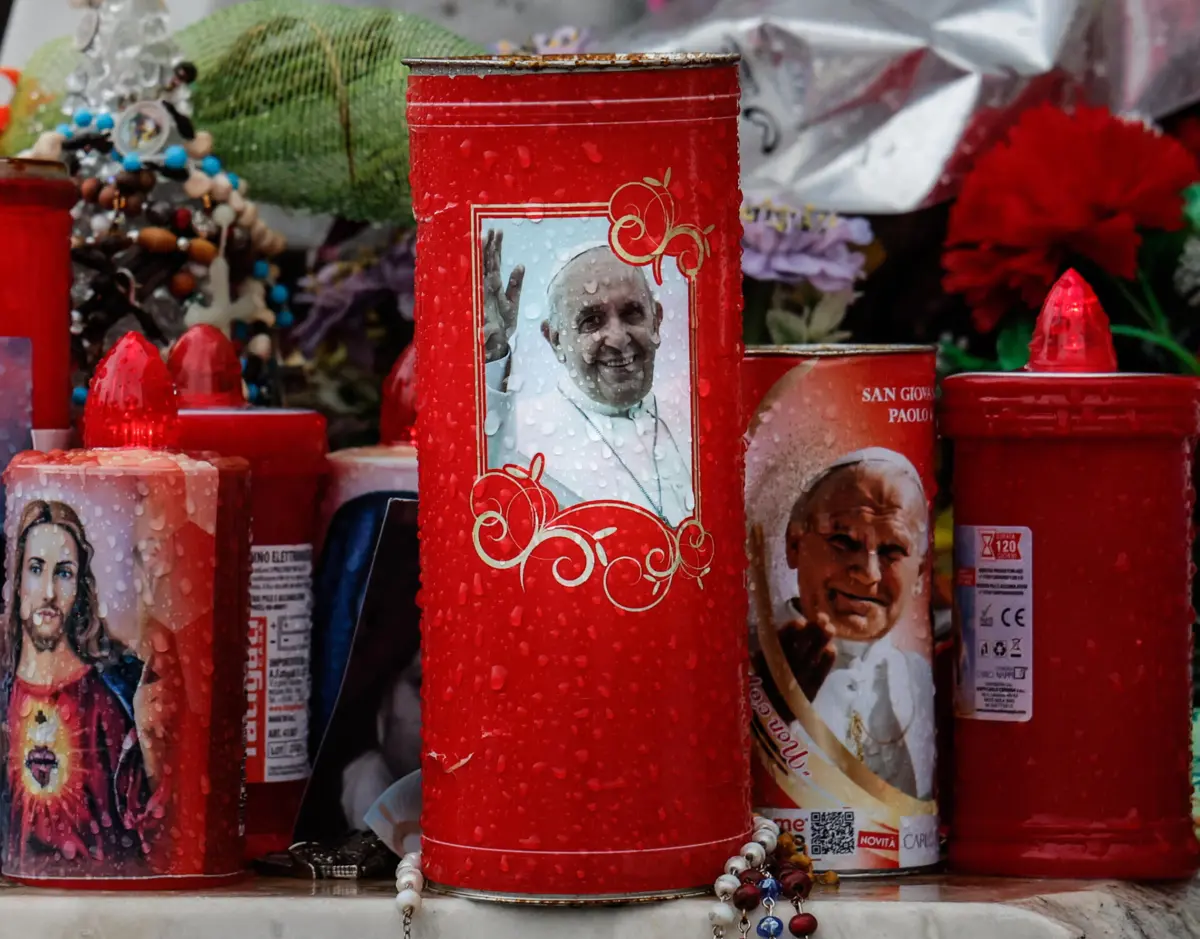 Papa Francisco está internado desde 14 de fevereiro