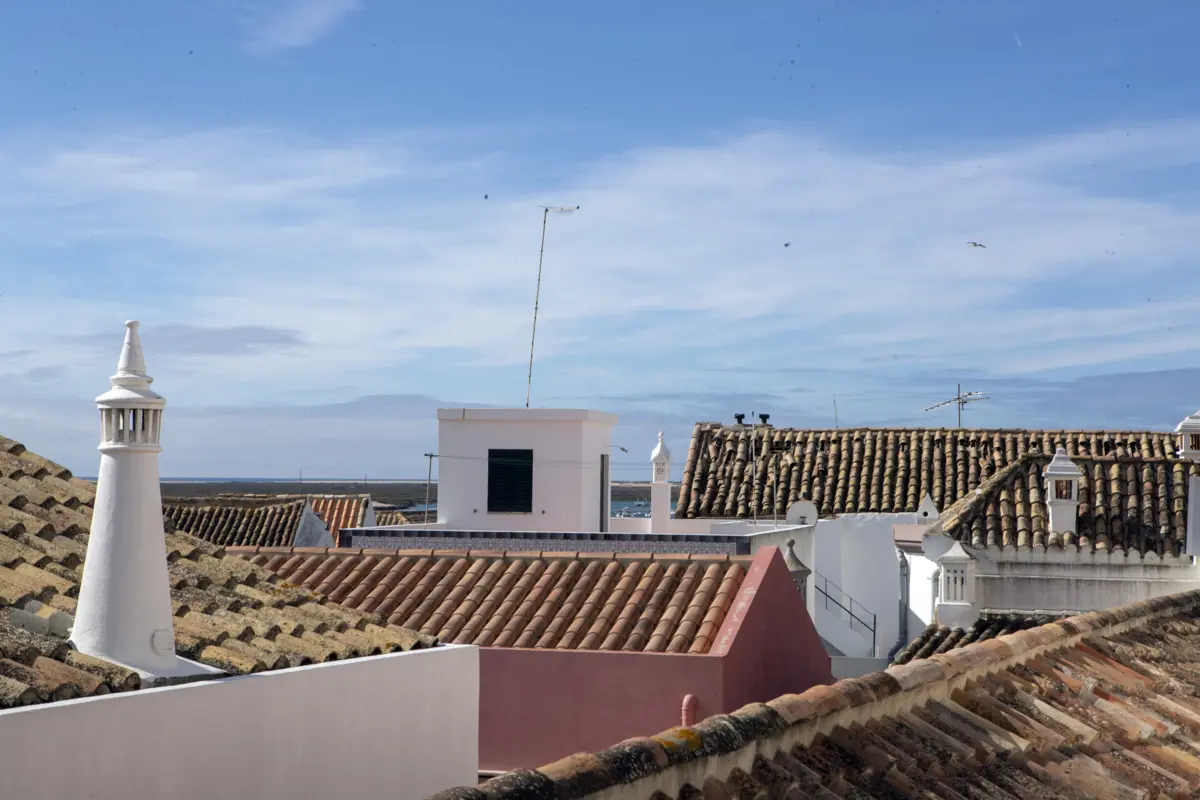 Páscoa mais tarde com maior probabilidade de temperaturas mais elevadas ajuda a explicar a procura