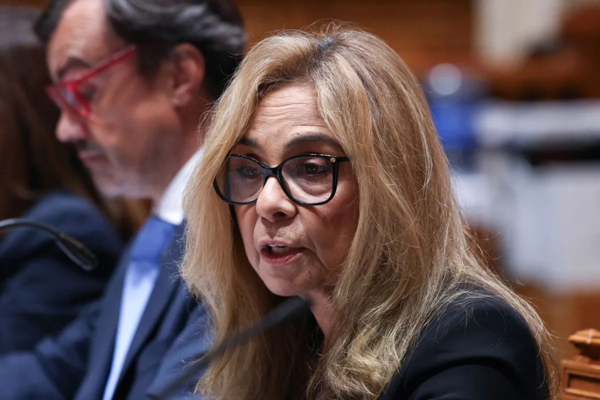 A ministra da Saúde, Ana Paula Martins, já aceitou o pedido de demissão