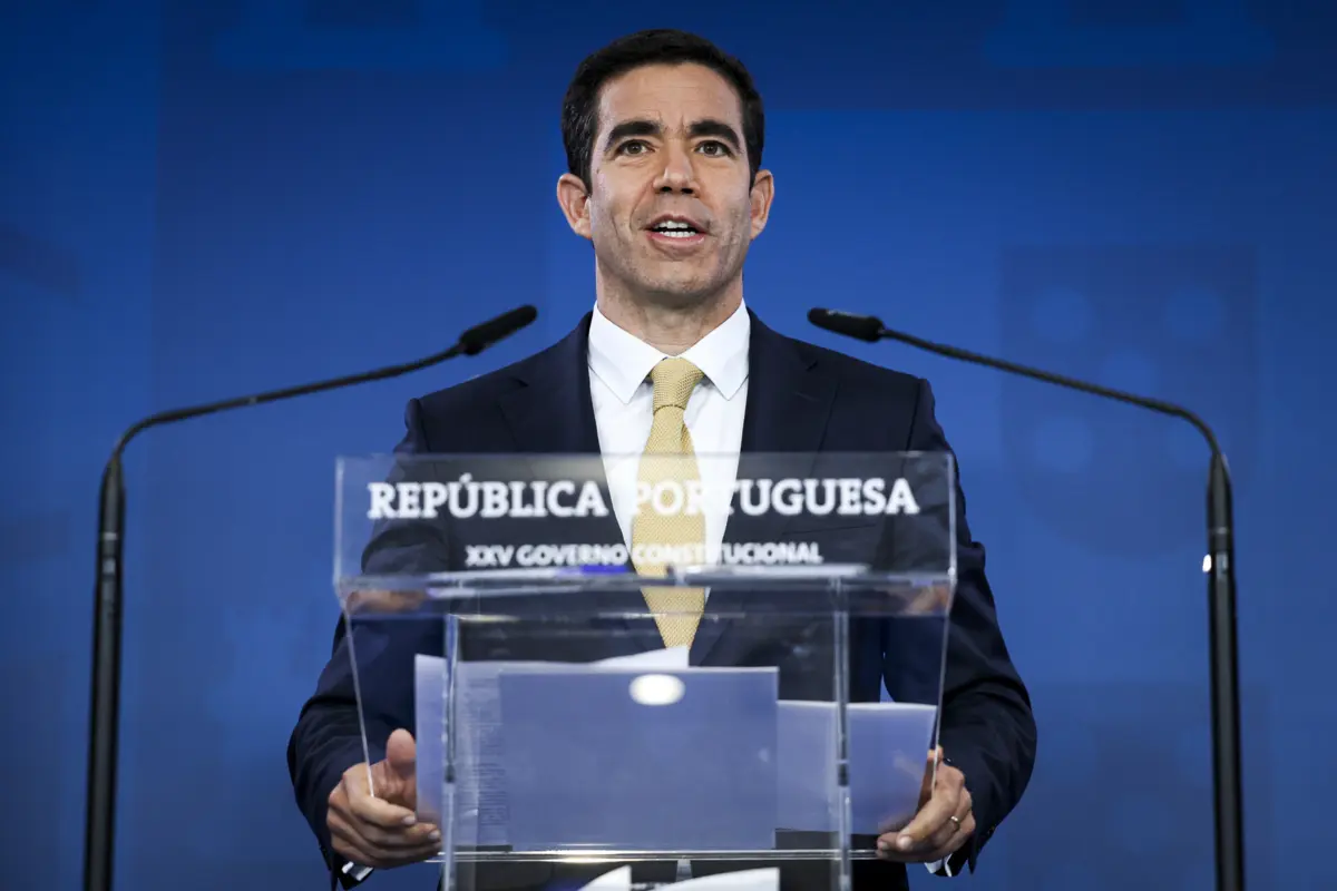 Leitão Amaro fez o anúncio no final da reunião