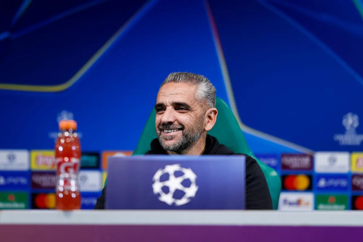 Rui Borges durante a conferência de imprensa de antevisão do jogo com o Brugge