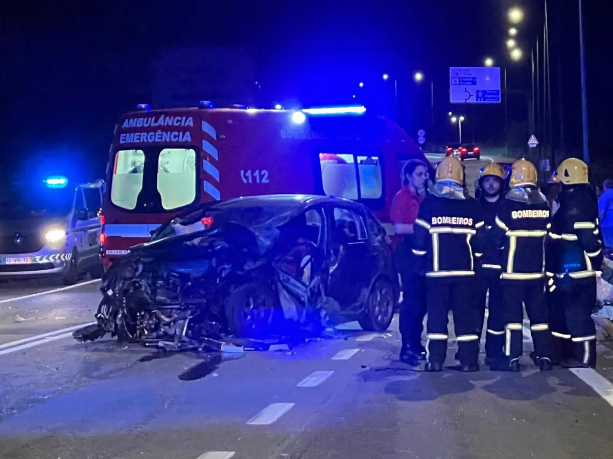Imagem de contexto do artigo Mulher morreu em colisão entre dois carros na Trofa