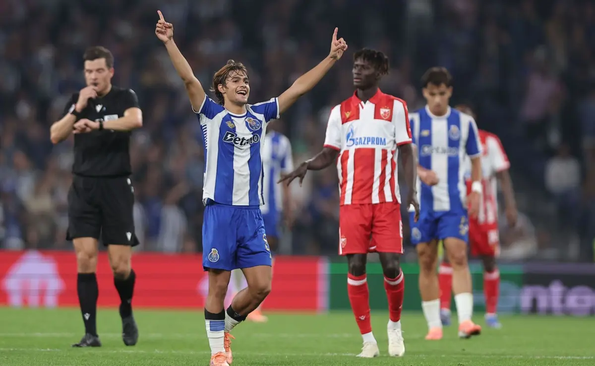 Rodrigo Mora marcou o golo da vitória frente ao Estrela Vermelha, na Liga Europa