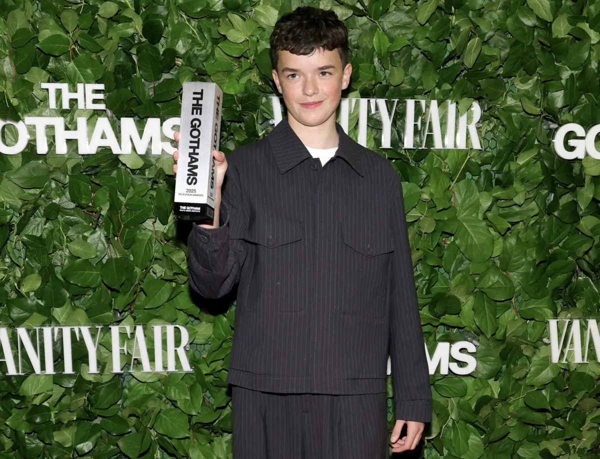 Owen Cooper, de 15 anos, recebeu prémio em Nova Iorque pela atuação em "Adolescência"